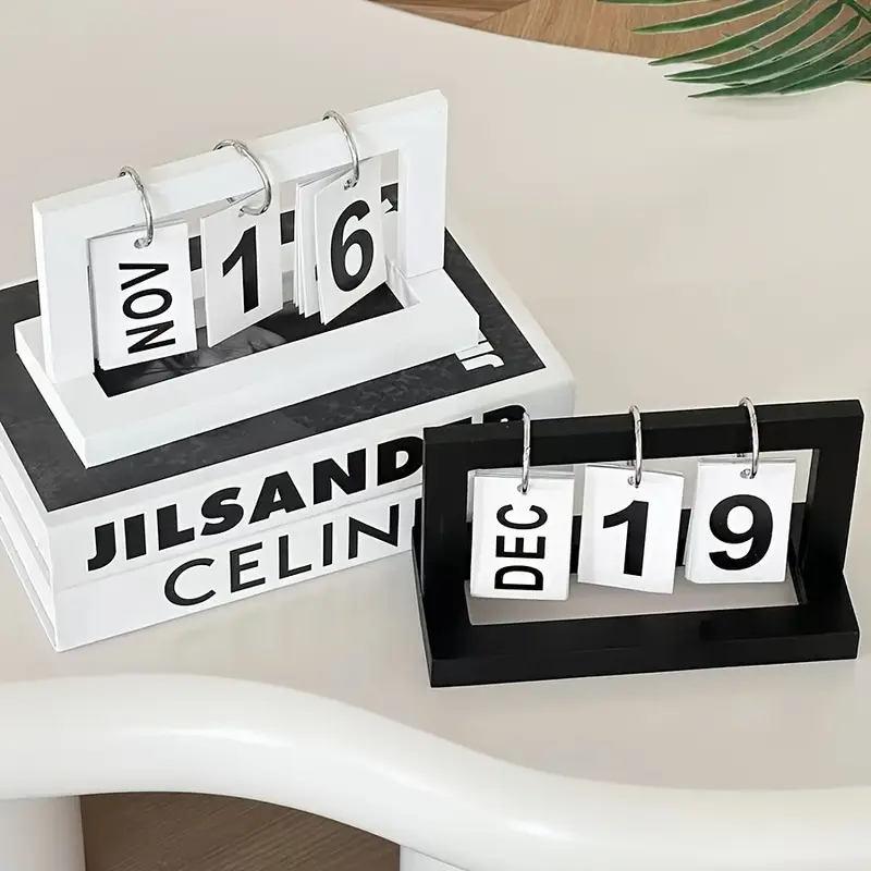 Adorno de Calendario de Plásti - Office Furniture Wholesale reseña y precio